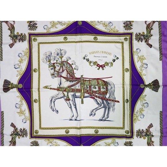 Elegant Purple and White Equestrian Scarf - Picture 4 of 11